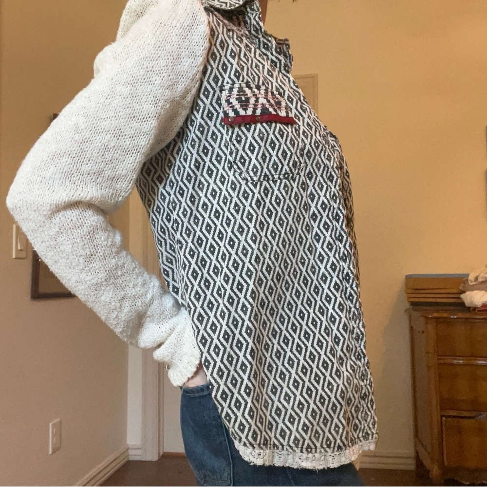 Bke Patterned Button Down - image 3